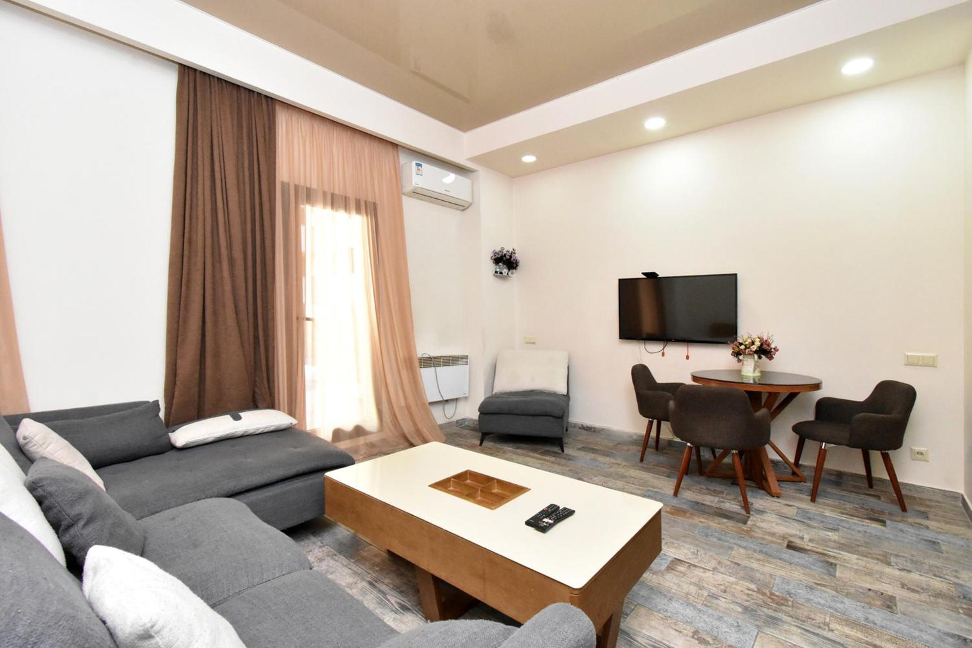 Yars Apartments Erévan Extérieur photo