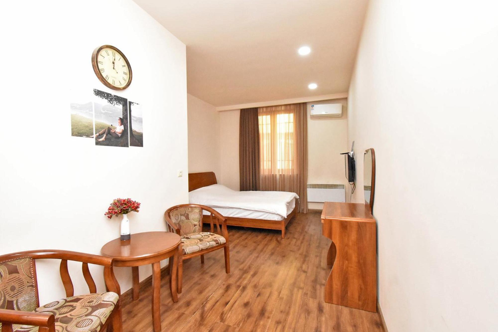 Yars Apartments Erévan Extérieur photo